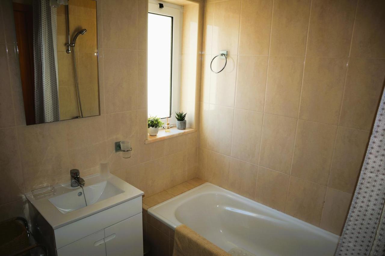 Apartamento Nathalie A 100M Da Praia Карвоейру Экстерьер фото