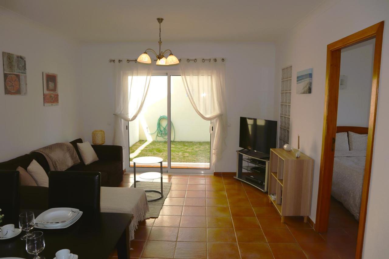 Apartamento Nathalie A 100M Da Praia Карвоейру Экстерьер фото